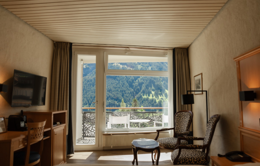 <p>Standard double rooms or superior double rooms with balcony and view of the famous Eiger North Face.</p>