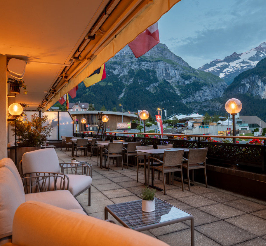 <p>Unforgettable Celebrations in a Stunning Alpine Setting</p><p>Whether you're celebrating a birthday, anniversary, wedding, or corporate event, our hotel offers the perfect venue to make your special moments truly memorable. Enjoy breathtaking views, exceptional cuisine, and warm hospitality in an elegant setting.</p>